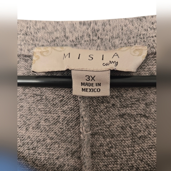 Misia gray Button-Detail Women's Top size 3x - Picture 4 of 5